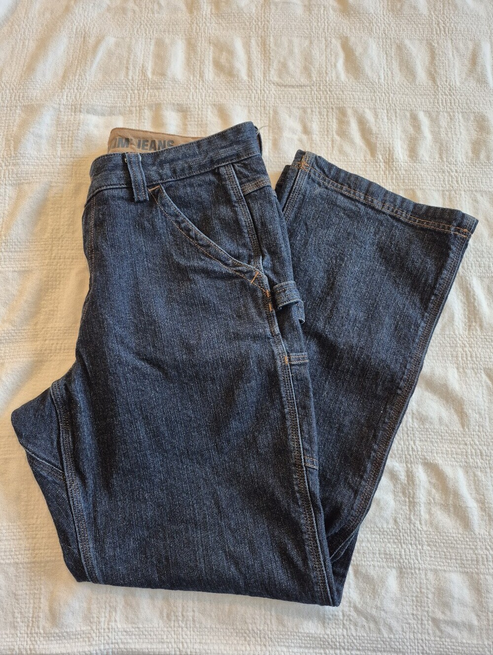 Duluth Trading Co men's 32 x 32 dark wash jeans EUC